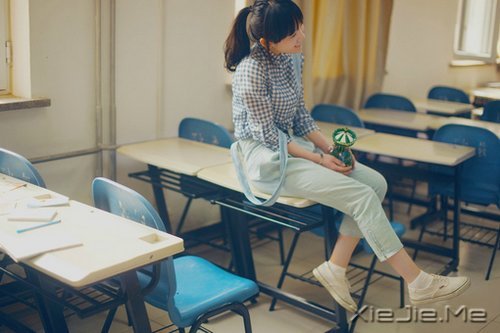 �ഺ��־���£���ʮ���꣬һ���˵Ķ���